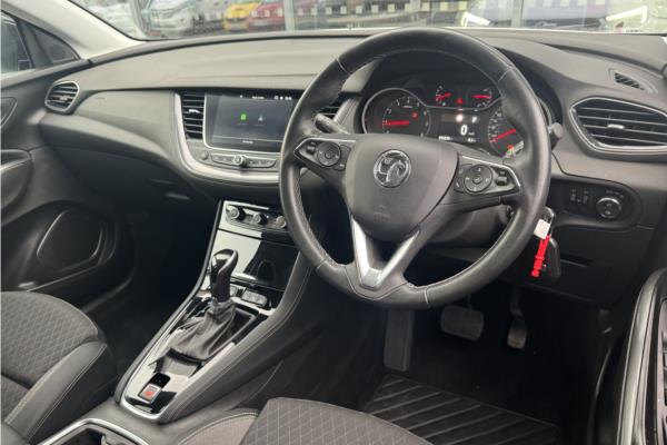 2020 Vauxhall Grandland X 1.2 Turbo SRi Nav SUV 5dr Petrol Auto Euro 6 (s/s) (130 ps) - Cloth, photo 12