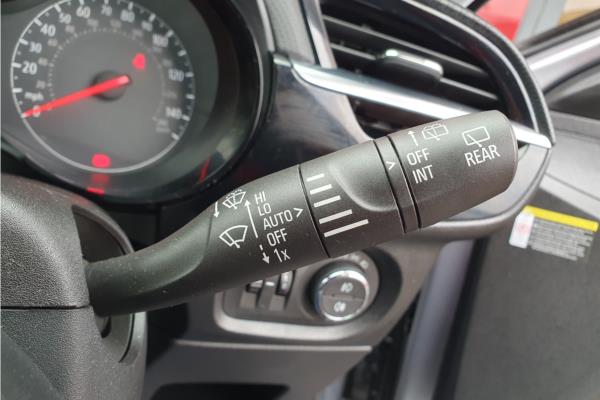2020 Vauxhall Corsa 1.2 Turbo Elite Nav Premium Hatchback 5dr Petrol Auto Euro 6 (s/s) (100 ps) - Cloth, photo 28