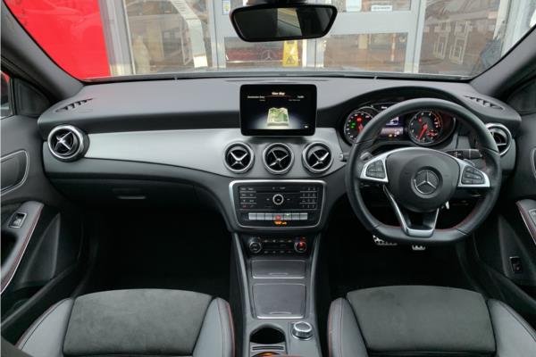 Non Franchise 2019 Mercedes-benz Gla 200 Amg Line Edition - Leather, photo 10