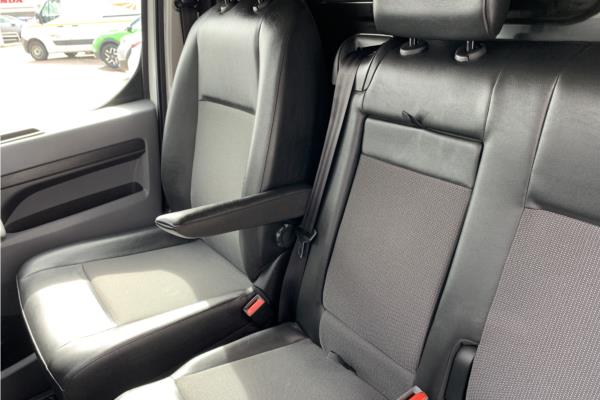 2020 Vauxhall Vivaro 2.0 Turbo D 3100 Sportive Panel Van 5dr Diesel Manual L2 H1 Euro 6 (s/s) (120 ps) - Cloth, photo 13