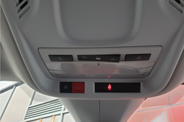 2020 Vauxhall Grandland X 1.2 Turbo SRi Nav SUV 5dr Petrol Auto Euro 6 (s/s) (130 ps) - Cloth, photo 25