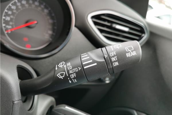 2024 Vauxhall Crossland 1.2 Turbo GS SUV 5dr Petrol Auto Euro 6 (s/s) (130 ps) - Banda-jet Black, photo 27