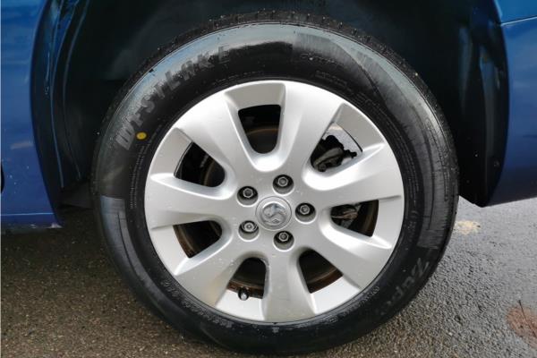2021 Vauxhall Combo Life 1.2 Turbo SE MPV 5dr Petrol Auto Euro 6 (s/s) (7 Seat) (130 ps) - Cloth, photo 20