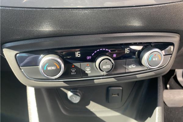 2020 Vauxhall Crossland X 1.2 Turbo Elite SUV 5dr Petrol Auto Euro 6 (s/s) (130 ps) - Cloth, photo 16
