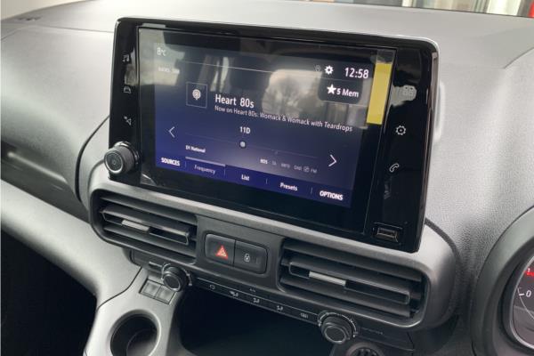 2020 Vauxhall Combo Life 1.2 Turbo GPF Energy MPV 5dr Petrol Manual Euro 6 (s/s) (7 Seat) (110 ps) - Cloth, photo 16