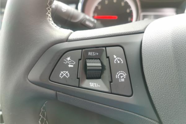 2019 VAUXHALL ASTRA - Cloth Sienna/Jet Blk, photo 18