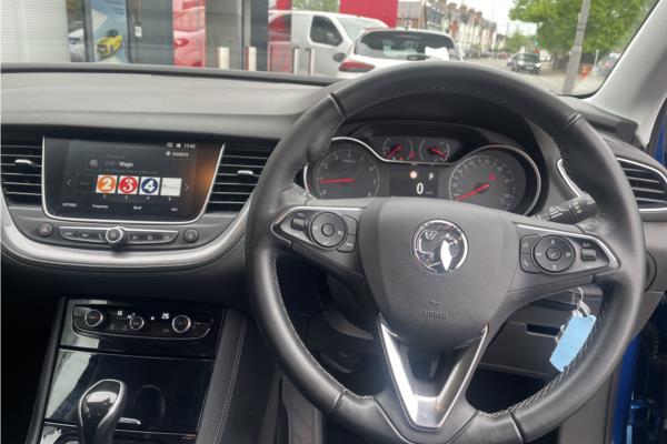 2020 Vauxhall Grandland X 1.2 Turbo SRi Nav SUV 5dr Petrol Auto Euro 6 (s/s) (130 ps) - Cloth, photo 11
