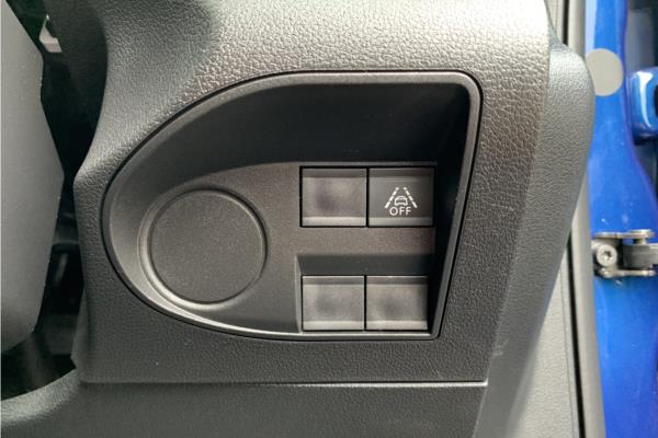 2020 Vauxhall Combo Life 1.2 Turbo GPF Energy MPV 5dr Petrol Manual Euro 6 (s/s) (7 Seat) (110 ps) - Cloth, photo 48