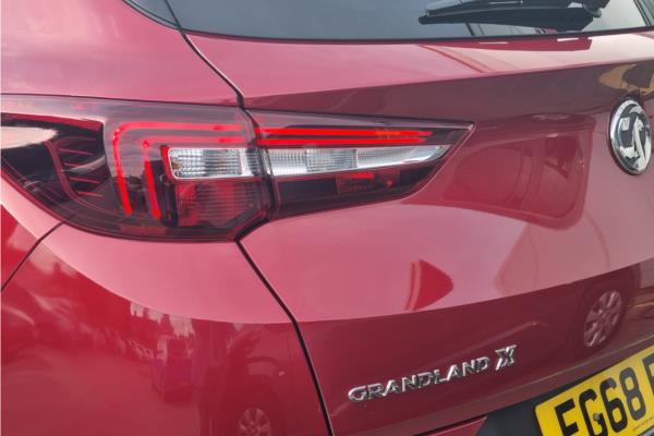 2018 Vauxhall Grandland X 1.2 Turbo Sport Nav SUV 5dr Petrol Manual Euro 6 (s/s) (130 ps) - Cloth/Leather, photo 41