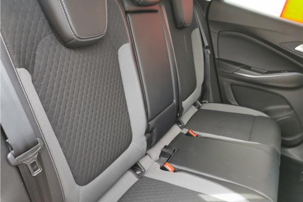 2021 Vauxhall Grandland X 1.2 Turbo SRi Nav SUV 5dr Petrol Auto Euro 6 (s/s) (130 ps) - Cloth, photo 13