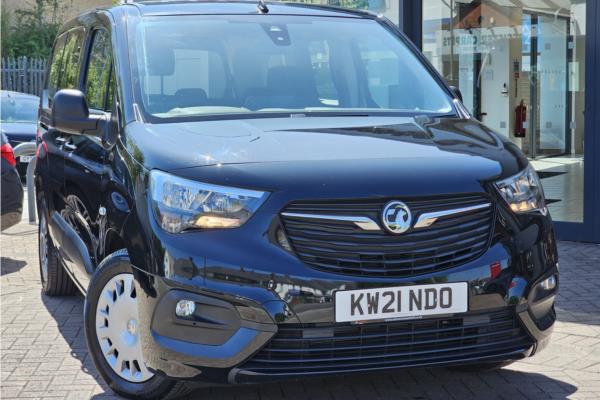 2021 Vauxhall Combo Life 1.2 Turbo Edition XL MPV 5dr Petrol Manual Euro 6 (s/s) (7 Seat) (110 ps) - Cloth, video preview
