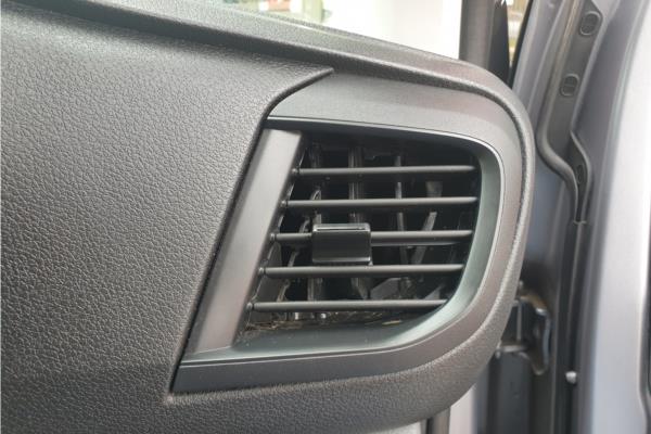 2021 Vauxhall Vivaro 1.5 Turbo D 2700 Sportive Panel Van 5dr Diesel Manual L1 H1 Euro 6 (s/s) (120 ps) - Curtiba Tritone, photo 39