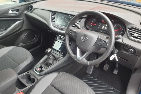 2021 Vauxhall Grandland X 1.2 Turbo SRi Nav SUV 5dr Petrol Manual Euro 6 (s/s) (130 ps) - Cloth/Leather, photo 12