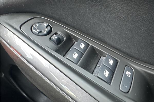 2020 Vauxhall Grandland X 1.2 Turbo SRi Nav SUV 5dr Petrol Manual Euro 6 (s/s) (130 ps) - Cloth, photo 23