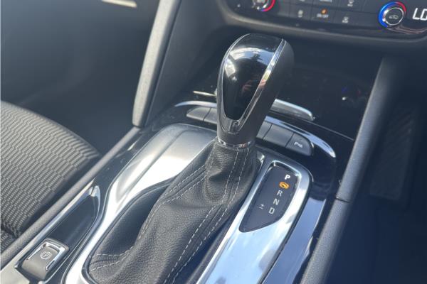 2019 Vauxhall Insignia 2.0 Turbo D BlueInjection SRi VX Line Nav Sports Tourer 5dr Diesel Auto Euro 6 (s/s) (170 ps) - Cloth, photo 31
