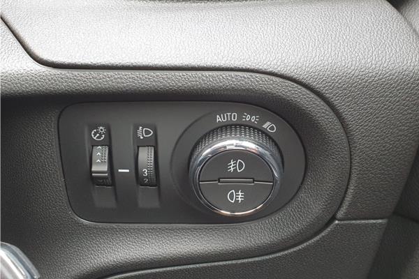 2020 VAUXHALL GRANDLAND - Cloth/Leather, photo 19