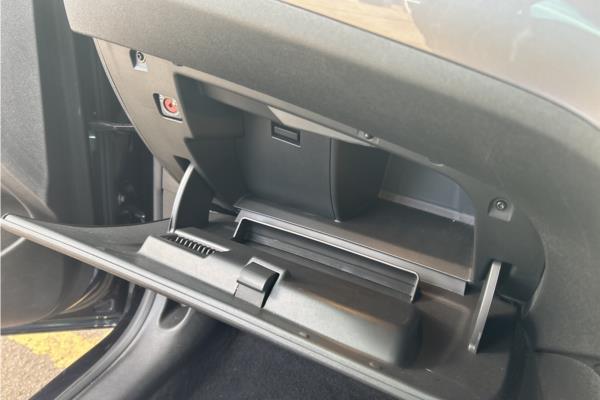 2019 Vauxhall Crossland X 1.2 Turbo GPF Elite Nav SUV 5dr Petrol Auto Euro 6 (s/s) (110 ps) - Cloth, photo 26