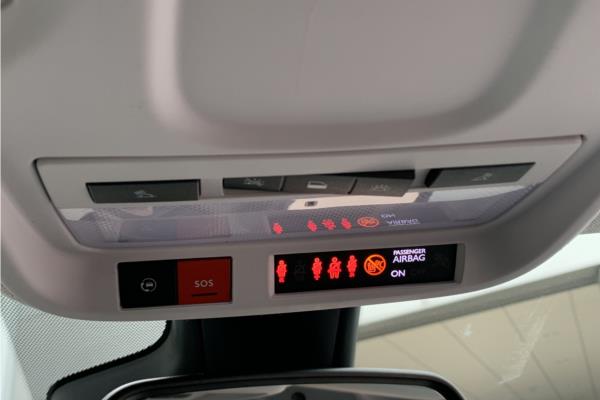 2024 Vauxhall Crossland 1.2 Turbo Ultimate SUV 5dr Petrol Auto Euro 6 (s/s) (130 ps) - Cloth/Alcantara, photo 25