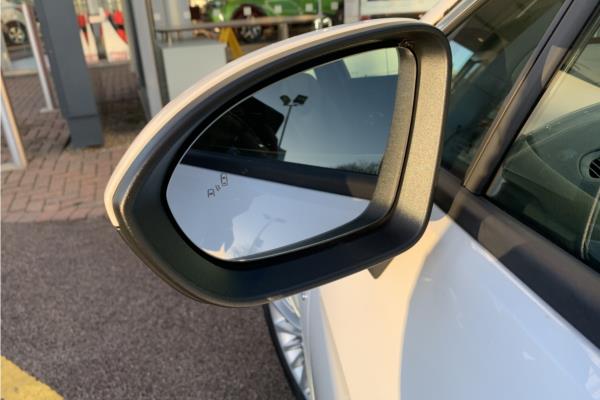2019 Vauxhall Astra 1.4i Turbo GPF Elite Nav Hatchback 5dr Petrol Auto Euro 6 (s/s) (150 ps) - Leather, photo 40