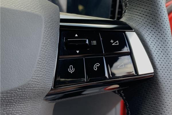 2024 VAUXHALL ASTRA - Jet Black Greta, photo 19