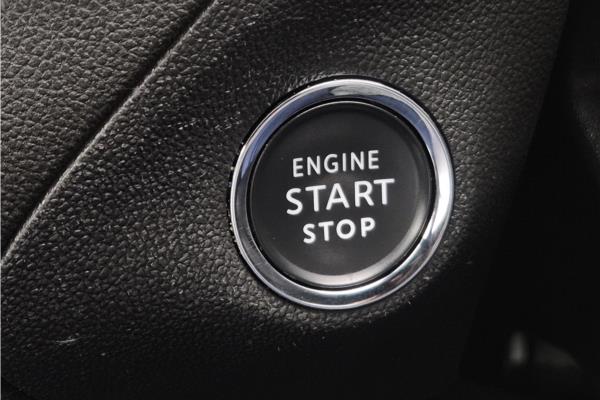2022 Vauxhall Grandland 1.2 Turbo Ultimate SUV 5dr Petrol Auto Euro 6 (s/s) (130 ps) - Black Alcantara, photo 30