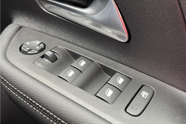 2024 Vauxhall Mokka-e 50kWh Ultimate SUV 5dr Electric Auto (136 ps) - Black Alcantara, photo 21