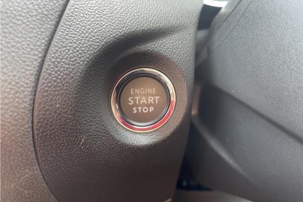 2020 Vauxhall Grandland X 1.6 13.2kWh Ultimate Nav SUV 5dr Petrol Plug-in Hybrid Auto 4WD Euro 6 (s/s) Hybrid4 (300 ps) - Berson Black, photo 28