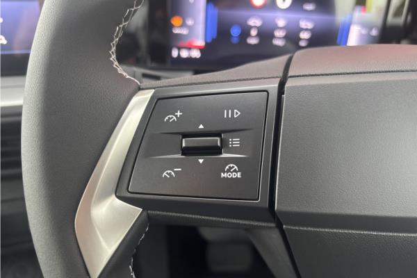 Vauxhall Frontera 1.2 Hybrid 110ps Design E-dct6 - Grey Cloth Seat, photo 17