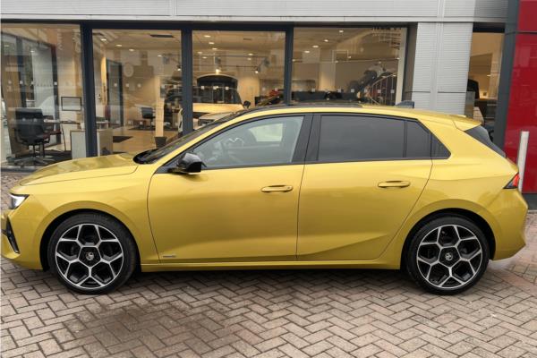 2023 Vauxhall Astra 1.2 Turbo Ultimate Hatchback 5dr Petrol Auto Euro 6 (s/s) (130 ps) - Leather, photo 5