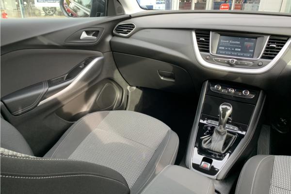 2020 Vauxhall Grandland X 1.2 Turbo SE Premium SUV 5dr Petrol Auto Euro 6 (s/s) (130 ps) - Cloth, photo 42