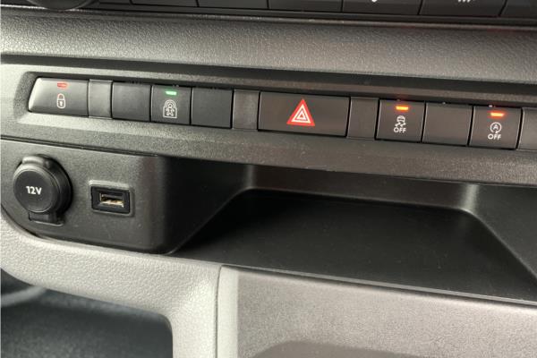 2020 Vauxhall Vivaro 2.0 Turbo D 3100 Edition Crew Van 5dr Diesel Manual Euro 6 (s/s) (120 ps) - Cloth, photo 32