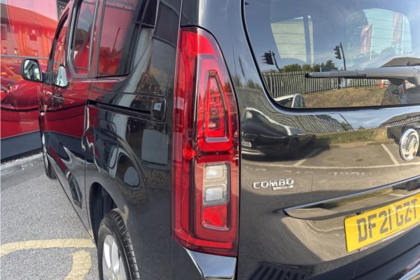 2021 Vauxhall Combo Life 1.2 Turbo SE MPV 5dr Petrol Auto Euro 6 (s/s) (130 ps) - Cloth, photo 37