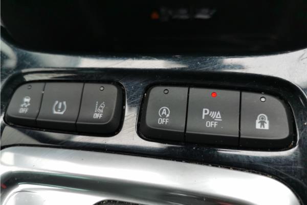 2023 Vauxhall Crossland 1.2 Turbo Ultimate SUV 5dr Petrol Auto Euro 6 (s/s) (130 ps) - Alcantara, photo 32