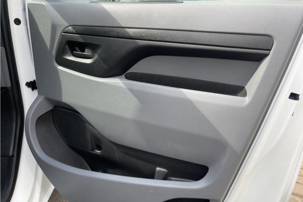 2020 Vauxhall Vivaro 1.5 Turbo D 2900 Dynamic Panel Van 6dr Diesel Manual L2 Euro 6 (s/s) (100 ps) - Cloth, photo 39