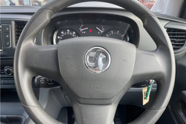 2020 Vauxhall Vivaro 2.0 Turbo D 3100 Sportive Crew Van 5dr Diesel Manual L2 H1 Euro 6 (s/s) (120 ps) - Cloth, photo 10