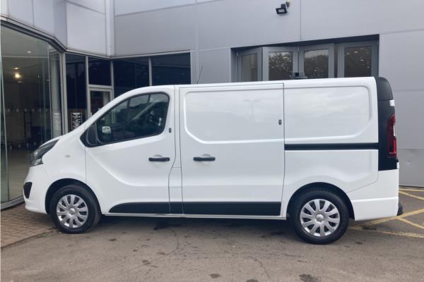 2018 VAUXHALL VIVARO - Cloth, photo 5