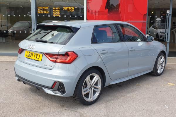 Non Franchise 2021 Audi A1 1.0 TFSI 30 S line Sportback 5dr Petrol S Tronic Euro 6 (s/s) (110 ps) - Standard, photo 8