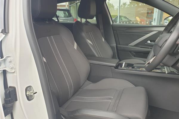 2023 Vauxhall Astra 1.6 PiH 12.4kWh GS Hatchback 5dr Petrol Plug-in Hybrid Auto Euro 6 (s/s) (180 ps) - Interior trim material, Greta cloth, Jet Black, photo 34