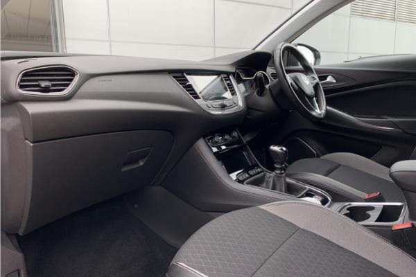2021 Vauxhall Grandland X 1.2 Turbo Griffin Edition Euro 6 (s/s) 5dr - Cloth, photo 15