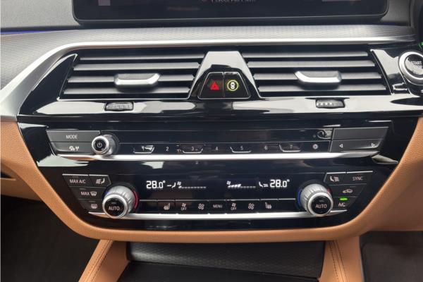 Non Franchise 2021 BMW 5 Series 2.0 520i MHT M Sport Saloon 4dr Petrol Hybrid Steptronic Euro 6 (s/s) (184 ps) - Fabic - Cloth, photo 16