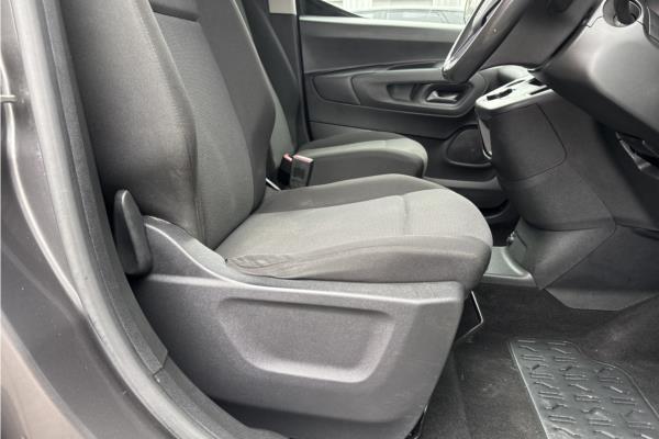 2021 Vauxhall Combo 1.5 Turbo D 2300 Edition Panel Van 4dr Diesel Auto L2 H1 Euro 6 (s/s) (130 ps) - Cloth, photo 28