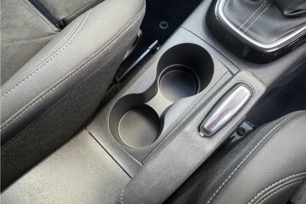 2021 Vauxhall Crossland 1.2 Turbo Ultimate Nav SUV 5dr Petrol Manual Euro 6 (s/s) (130 ps) - Cloth/Alcantara, photo 24