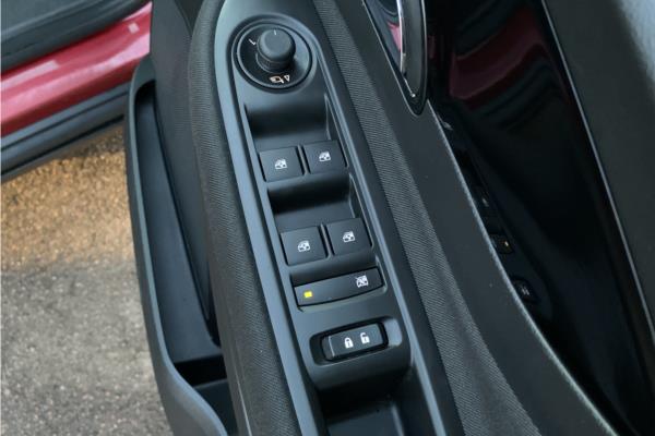 2019 Vauxhall Mokka X 1.4i Turbo Design Nav SUV 5dr Petrol Auto Euro 6 (140 ps) - Cloth, photo 22