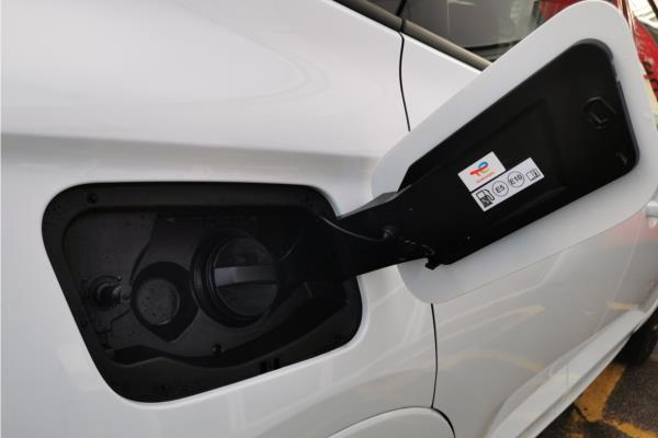 2024 Vauxhall Grandland 1.2 MHEV Ultimate SUV 5dr Petrol Hybrid e-DCT Euro 6 (s/s) (136 ps) - Black Alcantara, photo 35