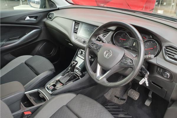 2019 Vauxhall Grandland X 1.2 Turbo GPF Sport Nav SUV 5dr Petrol Auto Euro 6 (s/s) (130 ps) - Cloth, photo 12
