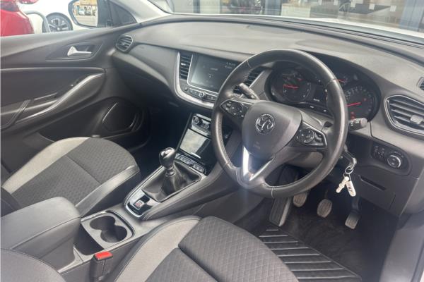 2021 Vauxhall Grandland X 1.2 Turbo SRi Nav SUV 5dr Petrol Manual Euro 6 (s/s) (130 ps) - Cloth, photo 12
