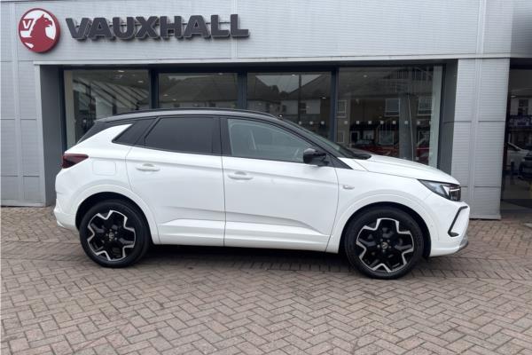2022 Vauxhall Grandland 1.2 Turbo Ultimate SUV 5dr Petrol Auto Euro 6 (s/s) (130 ps) - Leather, photo 9