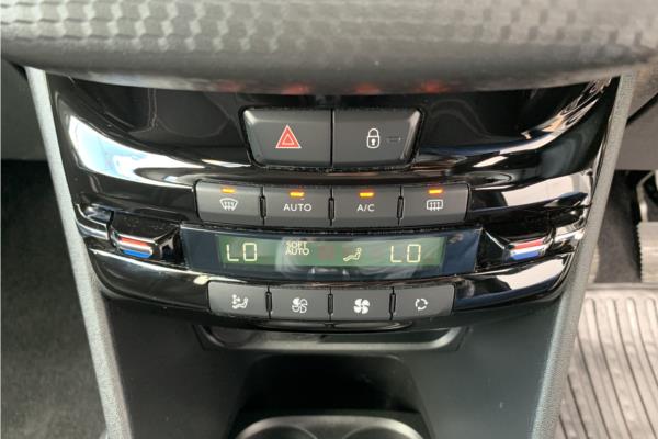 2019 Peugeot 208 1.2 PureTech Tech Edition Hatchback 5dr Petrol Euro 6 (s/s) (82 ps)-sequence-15