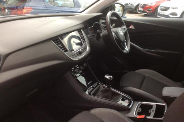 2019 Vauxhall Grandland X 1.2 Turbo Sport Nav SUV 5dr Petrol Manual (s/s) (130 ps) - Berson Black, photo 15