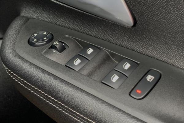 2022 Vauxhall Mokka-e 50kWh SRi Premium SUV 5dr Electric Auto (136 ps) - Cloth, photo 21